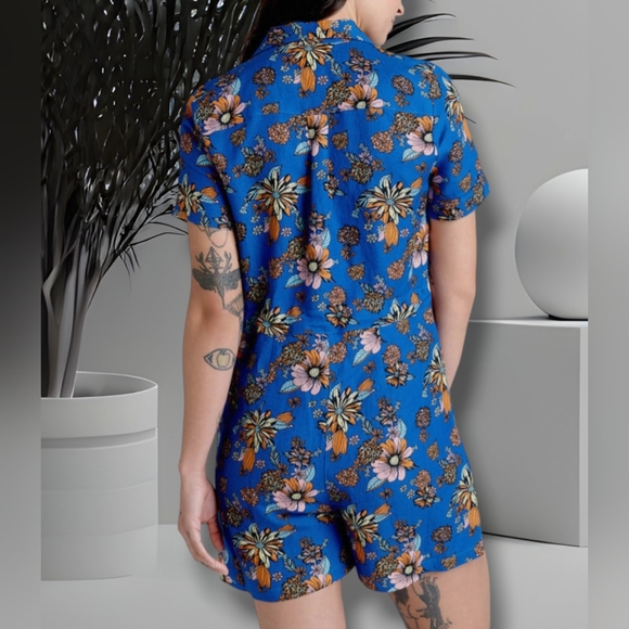 Modcloth Summer Camp Solstice Romper. Size 4. NWT - Picture 4 of 10